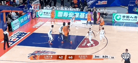 bob官网-下半场发威!上海男篮86-67大胜北京男篮