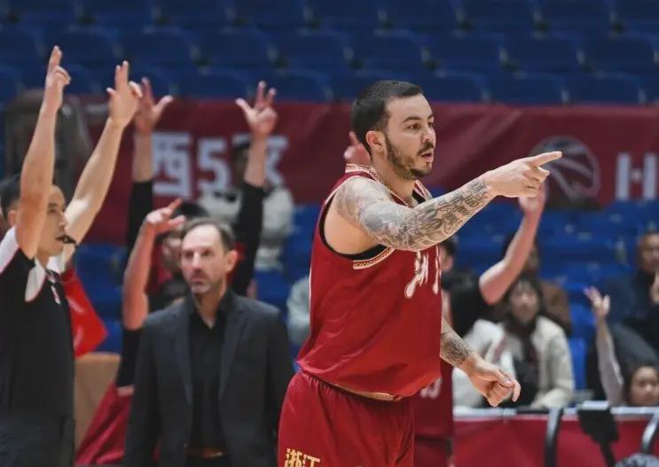 bob平台-绝杀与反绝杀!CBA联赛国内球员的悲哀,中国男篮后备库“失火”