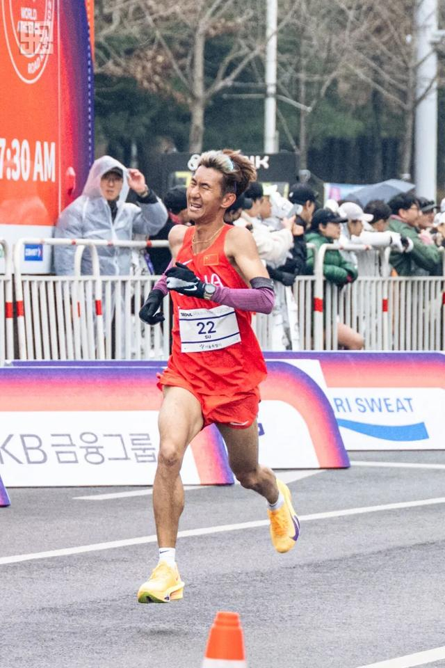 bob官网-这个春天 男子马拉松版图如何重构？|重庆国际马拉松|无锡|贵州|运动员|成绩_新浪体育_新浪新闻