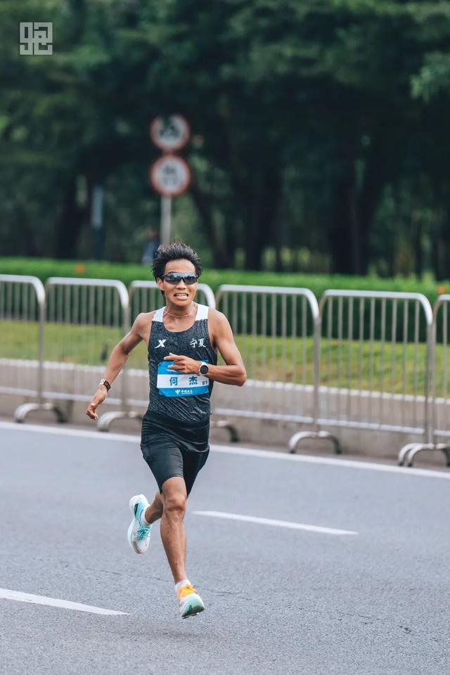 bob官网-这个春天 男子马拉松版图如何重构？|重庆国际马拉松|无锡|贵州|运动员|成绩_新浪体育_新浪新闻